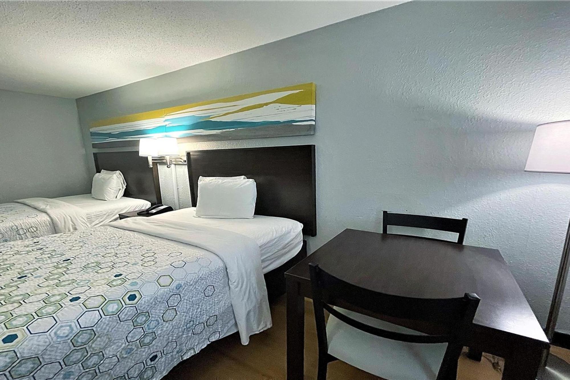 โฮมทาวน์ สตูดิโอ บาย เรด รูฟ ออกัสตา Motel ภายนอก รูปภาพ